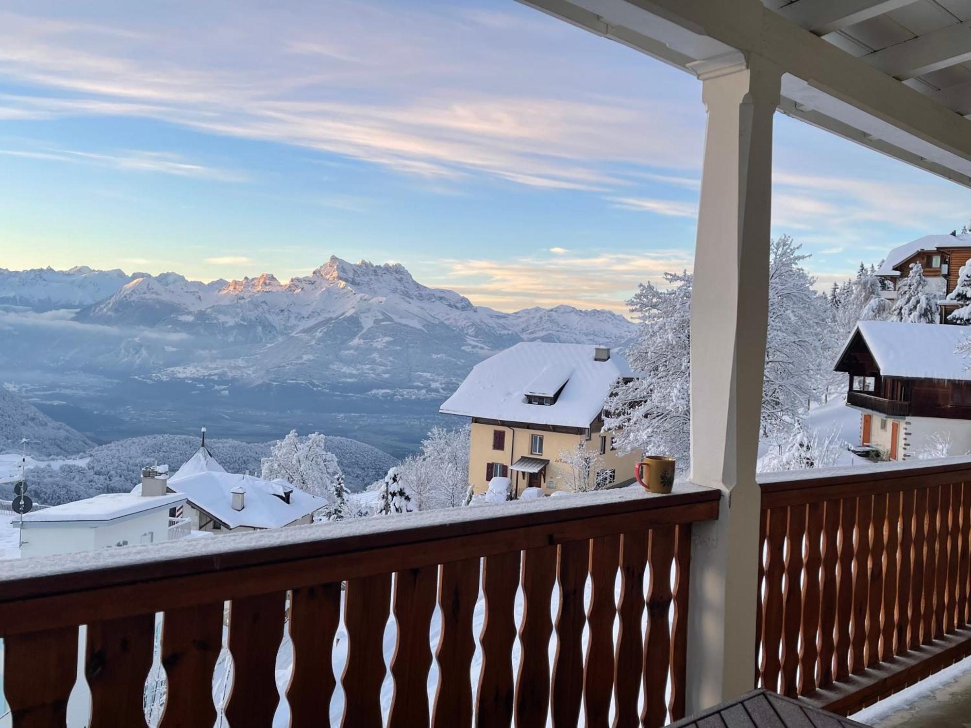 Charmant Appartement Au Vagabond Leysin Extérieur photo